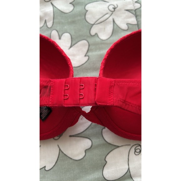 Victoria's Secret Very Sexy Push Up Lace Bra Red 32D Plunge Pigeonnant Floral - Picture 11 of 13